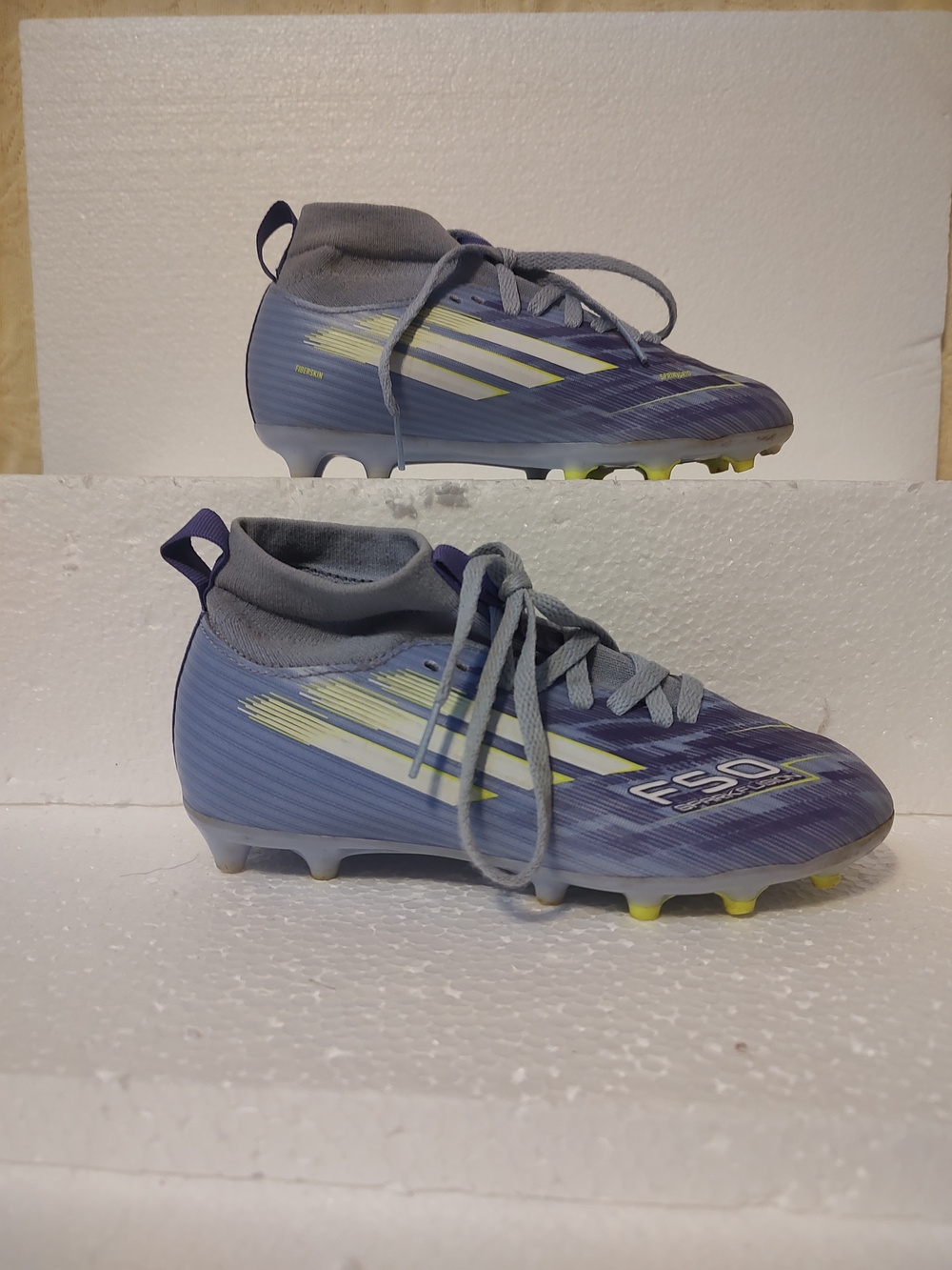Adidas F50 Youth Soccer Cleats in Light Purple and Yellow Size 1